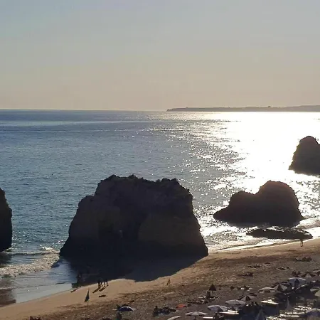 With 2 Bedrooms In With Wonderful Sea View Furnished Terrace And Wifi Appartement